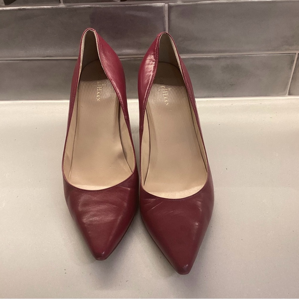 COLE HAAN Nike Air raspberry leather pumps with stacked heel.